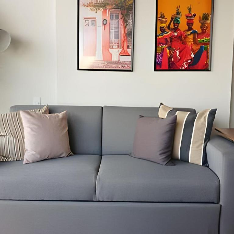 Luxury 2B, stunning View 4 Blocks from walled City - Two-Bedroom Deluxe Apartment with Harbor View - 32