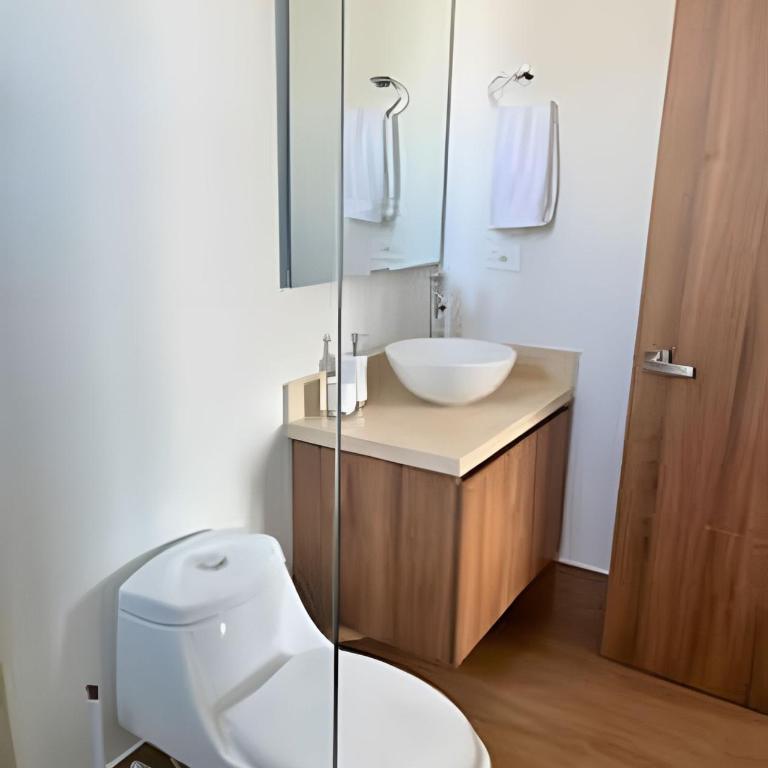 Brand New Apt Pool & City Views - Two-Bedroom Apartment with View - 12