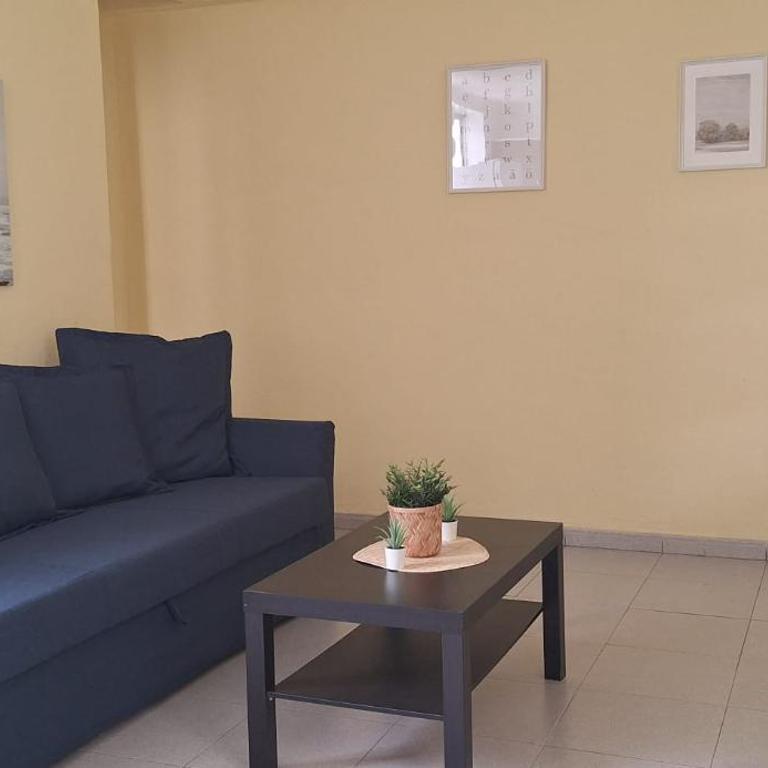 Luis Morote 2-A Apartamentos - Three-Bedroom Apartment - 8