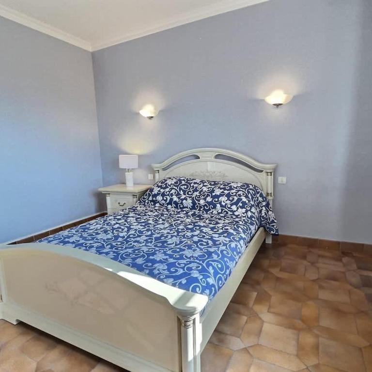 Splendide maison pour 10 personnes avec piscine privée et grands espaces ! - Ferienhaus - 11