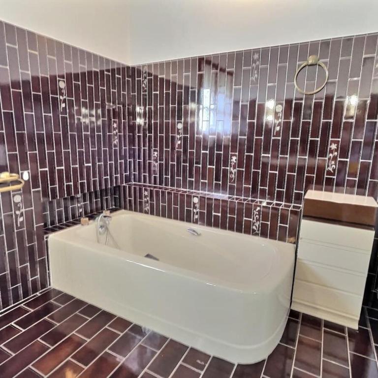 Splendide maison pour 10 personnes avec piscine privée et grands espaces ! - Ferienhaus - 21