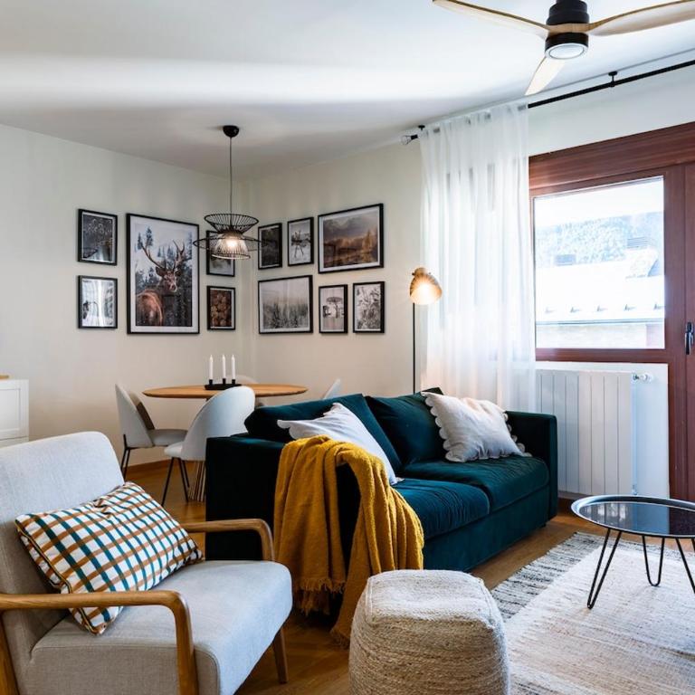 Tu Hogar en el Pirineo Aventura y Montaña - Two-Bedroom Apartment with Balcony - 31