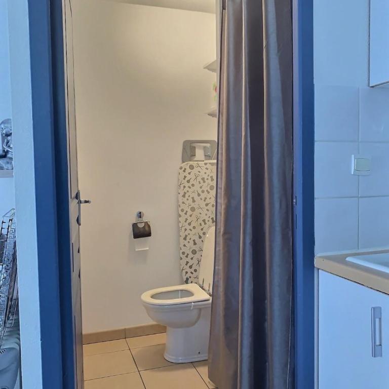 Agréable pavillon avec grande terrasse pour 6 personnes - Maison de Vacances - 12