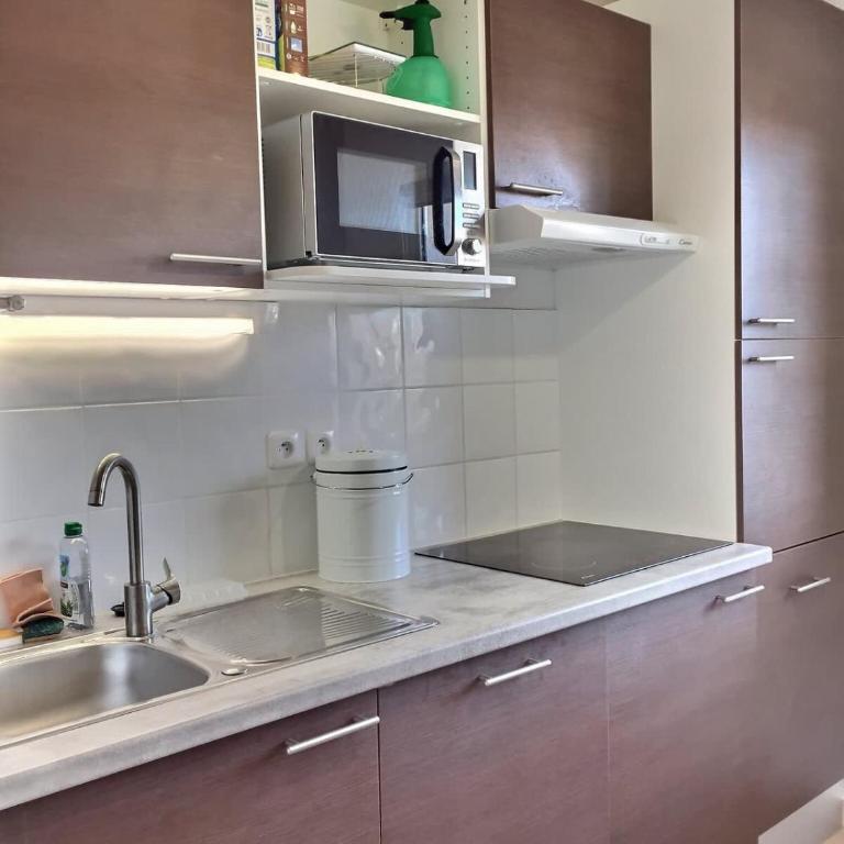 A 500m de la plage, pavillon confortable 6 personnes dans résidence recente - Maison de Vacances - 6