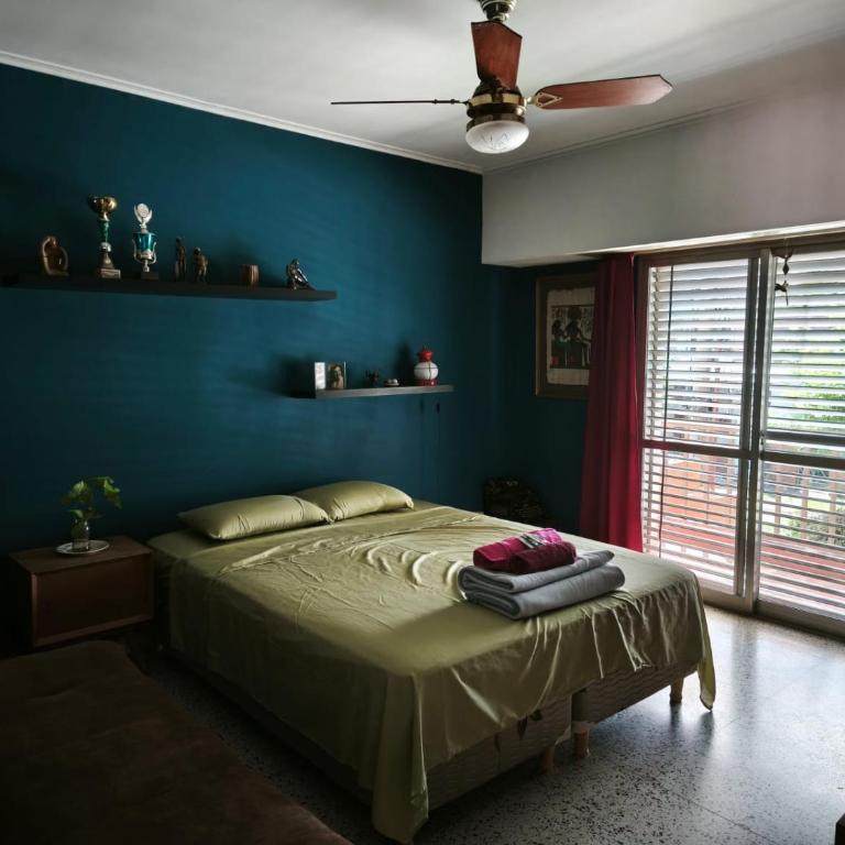 Casa grande, céntrica y con garaje - Habitación Doble con baño privado - 1