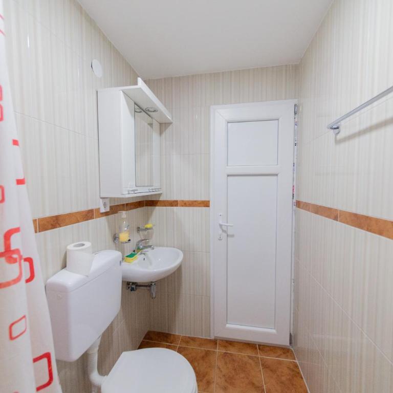 King`s Heaven Apartments - Studio sa Terasom - 8