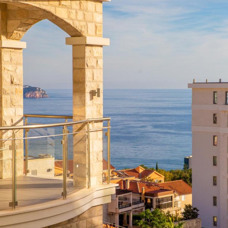 The Royal Summer & Spa - One-Bedroom Apartment with Sea View - 1