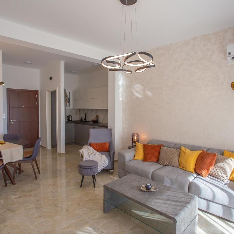 The Royal Summer & Spa - One-Bedroom Apartment with Sea View - 10