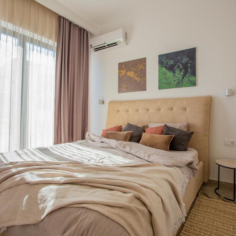 The Royal Summer & Spa - One-Bedroom Apartment with Sea View - 13