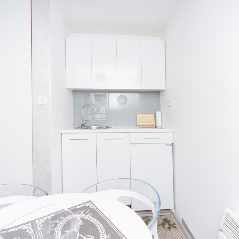 Central comfy apartment - Apartman sa 1 Spavaćom Sobom - 2