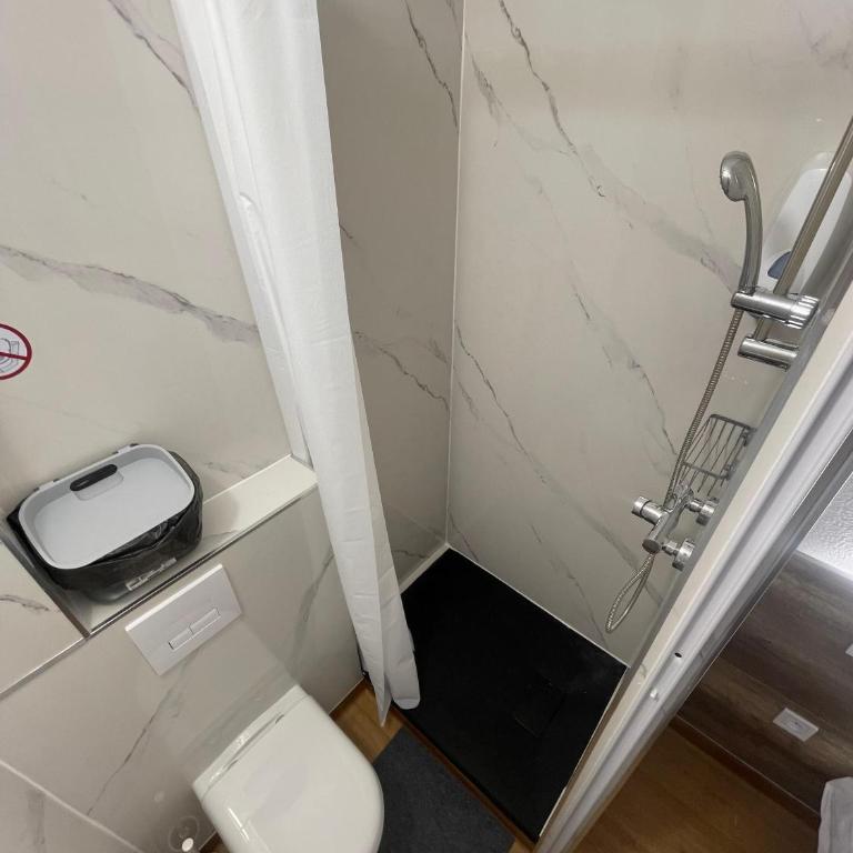 HOTEL THANIA Sète Frontignan - Chambre Double - 9