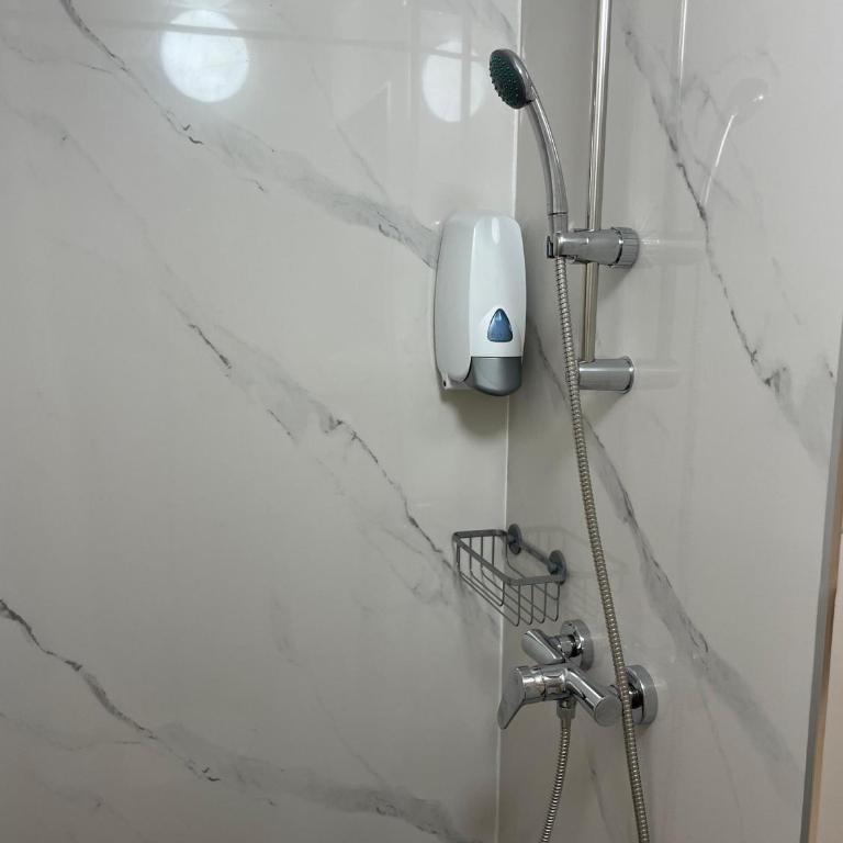 HOTEL THANIA Sète Frontignan - Chambre Double - 11