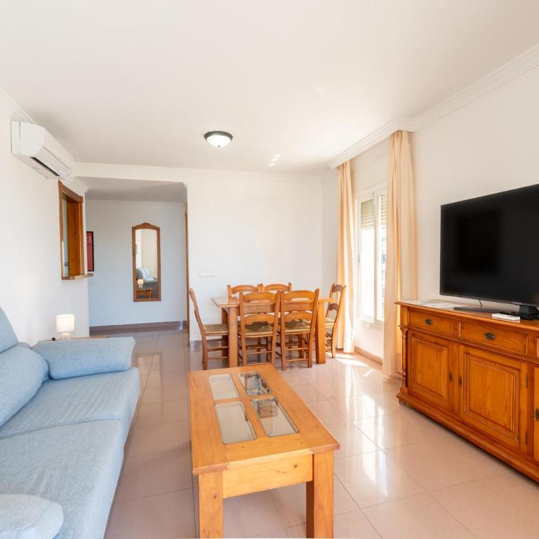 Apartamentos Solset Nerja - Apartamento de 2 dormitorios con terraza y vistas al mar - 3
