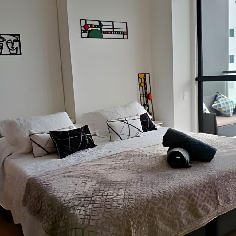 Brand New, 3blocks from Walled C, Stunning Views - Apartment - 6