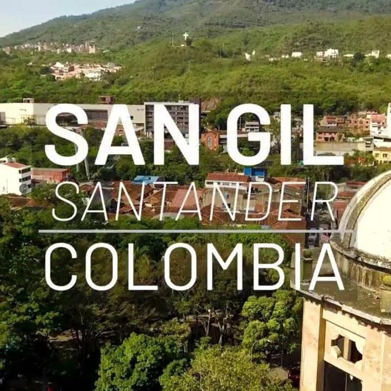 Bonito Apartamento Amoblado en la Mejor Zona - Apartamento de 2 dormitorios con balcón y terraza - 41