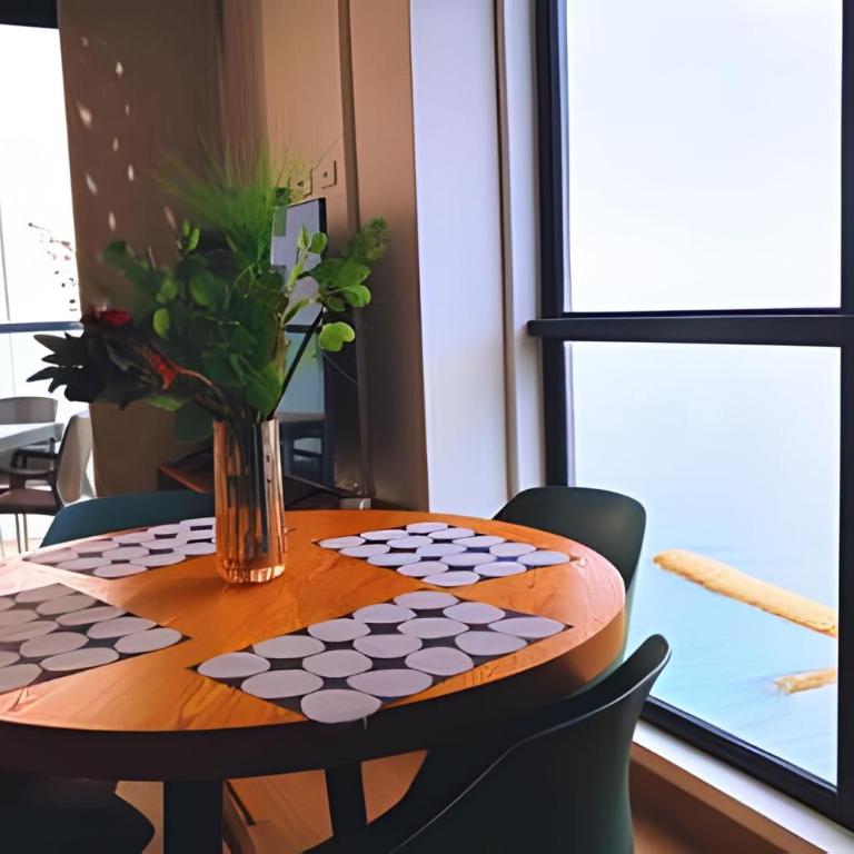 Brand New, 3blocks from Walled C, Stunning Views - Apartment - 20