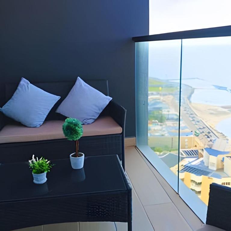 Brand New, 3blocks from Walled C, Stunning Views - Apartment - 46