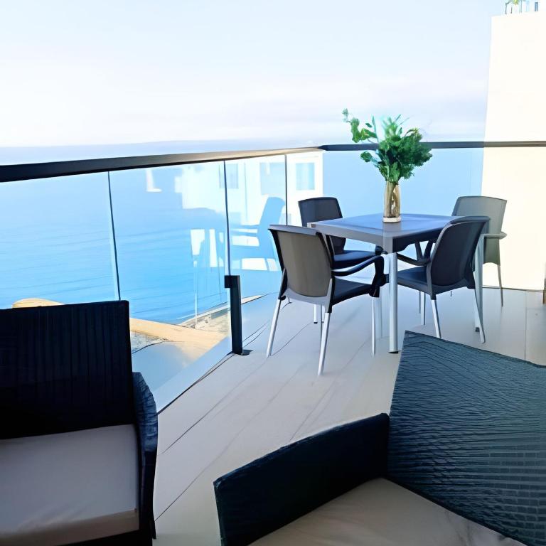 Brand New, 3blocks from Walled C, Stunning Views - Apartment - 43