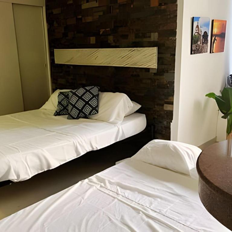 Beach Steps Away, Perfect Stay - Apartment - 2