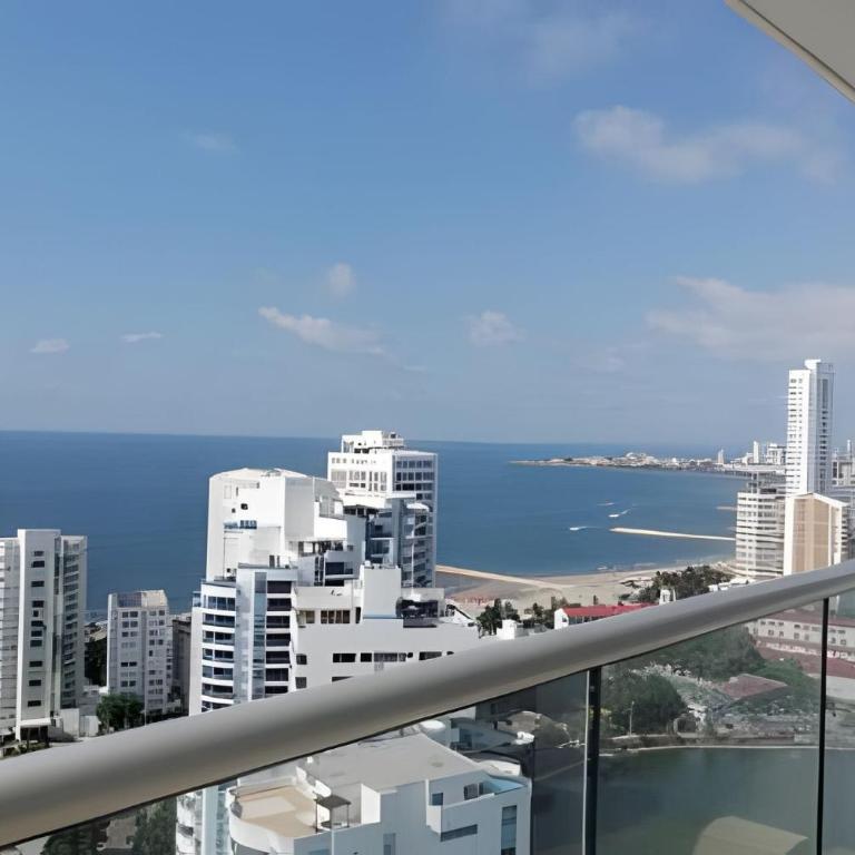 Luxury & Spectacular View in Laguito - Two-Bedroom Apartment with Balcony and Sea View - 5