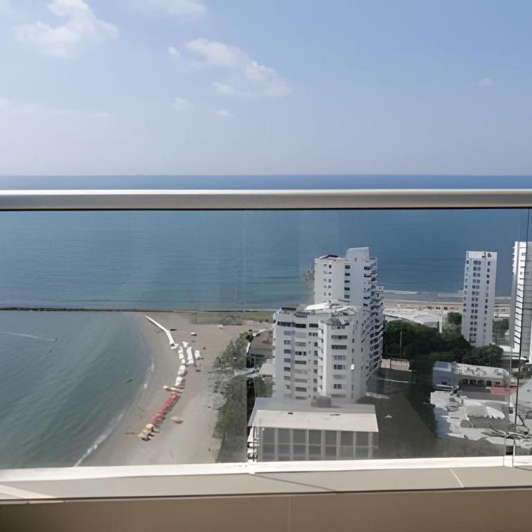 Luxury & Spectacular View in Laguito - Two-Bedroom Apartment with Balcony and Sea View - 25