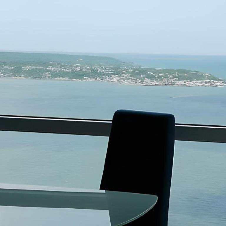 Luxury & Spectacular View in Laguito - Two-Bedroom Apartment with Balcony and Sea View - 29