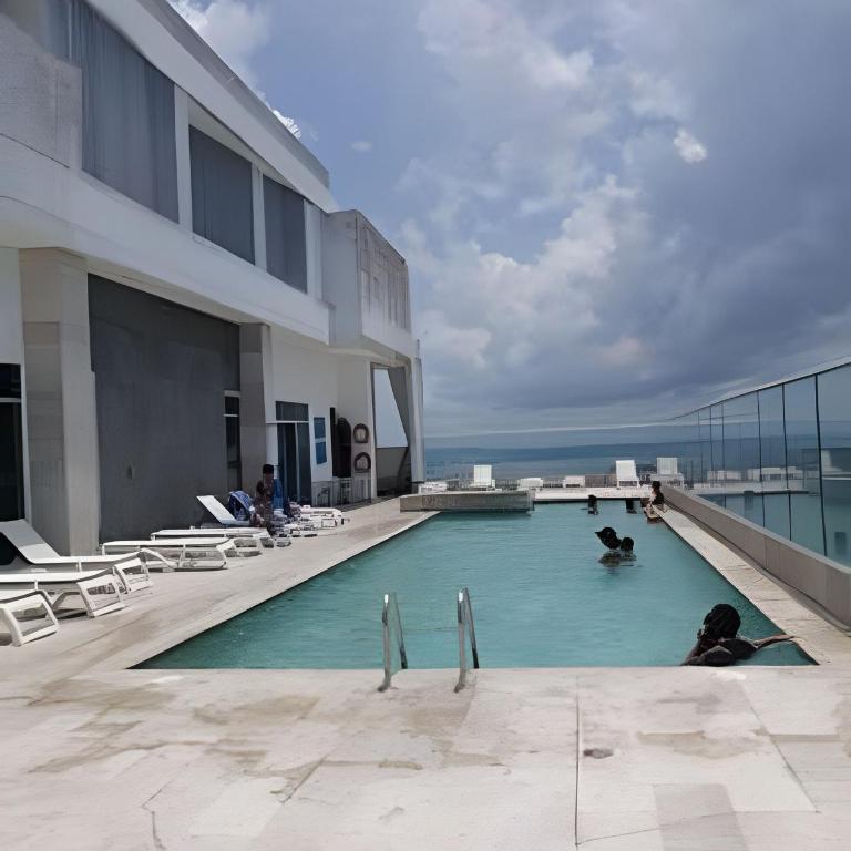 Luxury & Spectacular View in Laguito - Two-Bedroom Apartment with Balcony and Sea View - 44
