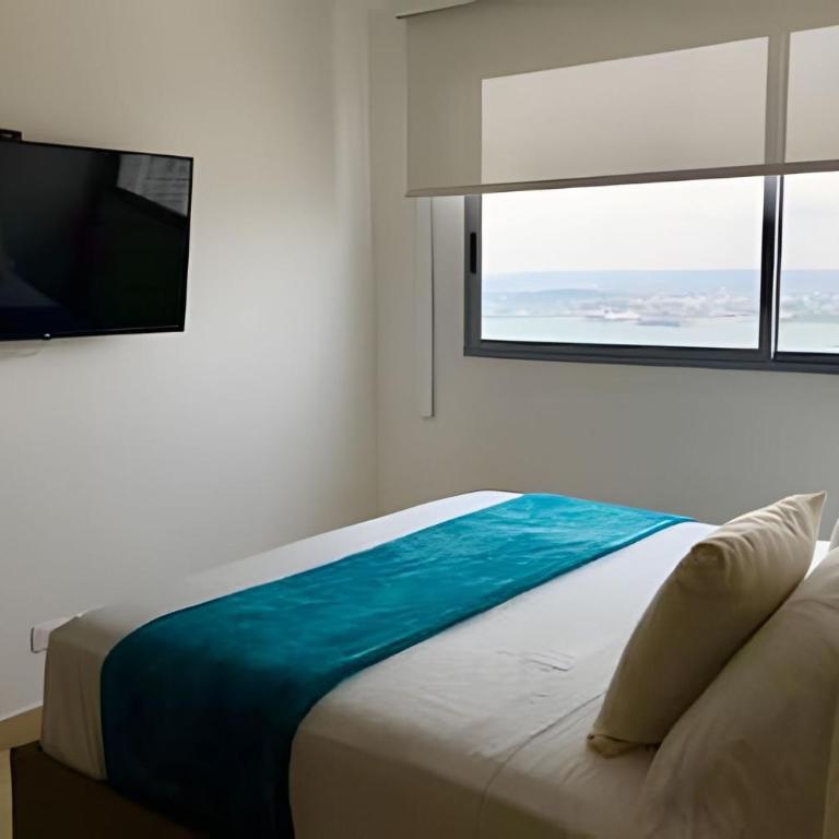Breathtaking ocean view, central location - Two-Bedroom Deluxe Apartment with Ocean View - 20
