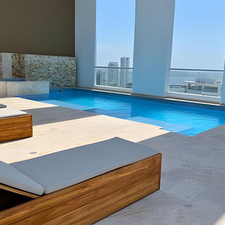Charming Loft near the Beach - Deluxe One-Bedroom Apartment - 2