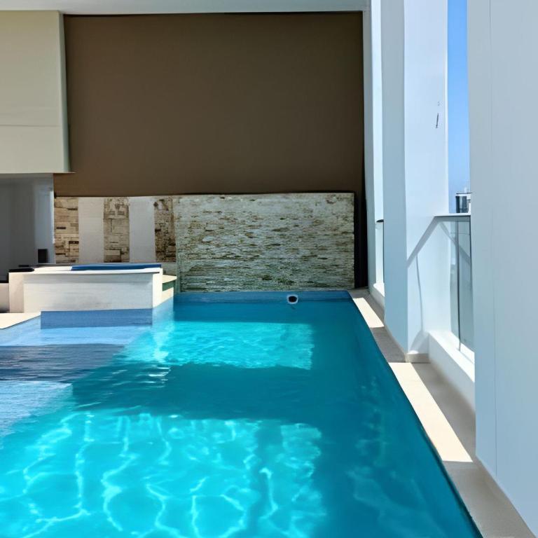 Charming Loft near the Beach - Deluxe One-Bedroom Apartment - 34