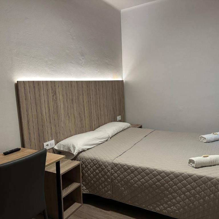 Can Setmanes by CozyCatalonia - Hostal Central Blanes - Habitación Doble - 4