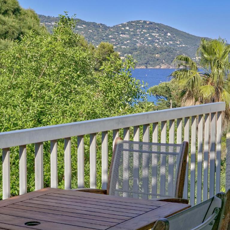 La Pinède - Small 2 bedroom sea view - with swimming pool - Appartamento con 2 Camere da Letto - 5