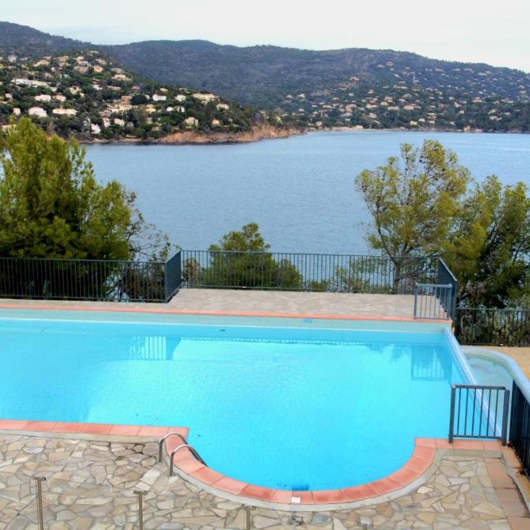 La Pinède - Small 2 bedroom sea view - with swimming pool - Appartamento con 2 Camere da Letto - 11