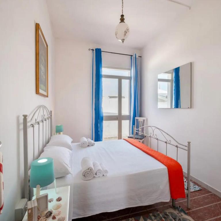Charming Italian Villa in Torre Castiglione with Private Entrance - Villa - 8