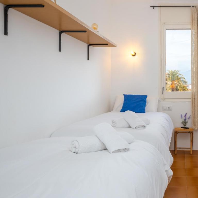 Centro Empuriabrava Luminosa Casa en el Canal - Casa de 3 dormitorios - 28