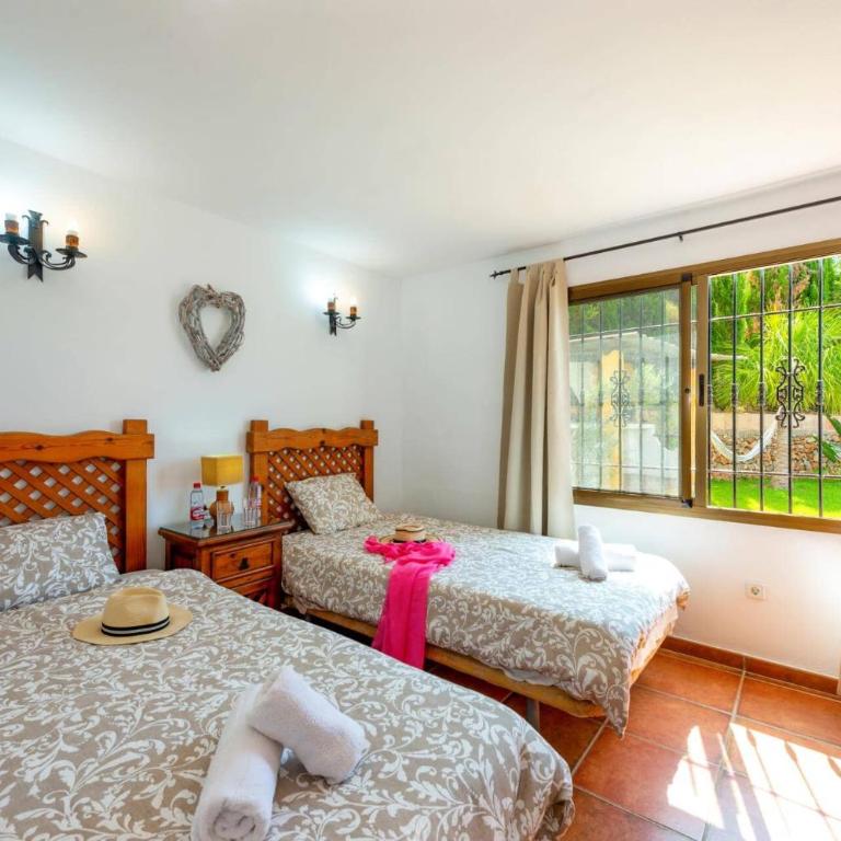 Villa Paraiso Dos by Villa Plus - Villa - 9