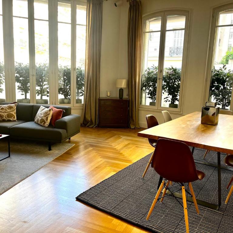 GuestReady - Luxurious Charm near Arc de Triomphe - Maison 2 Chambres - 2