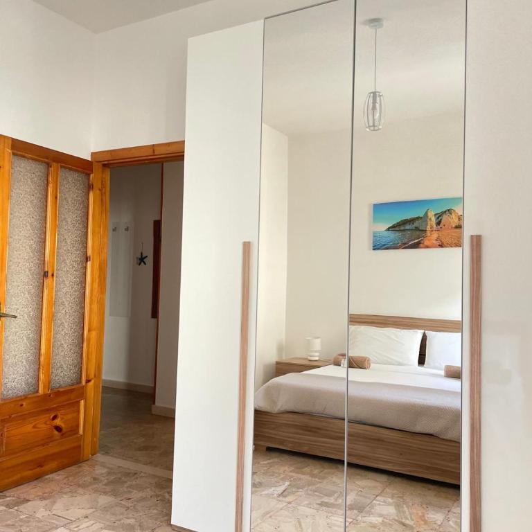 Nicole's House - Three-Bedroom Apartment - 10