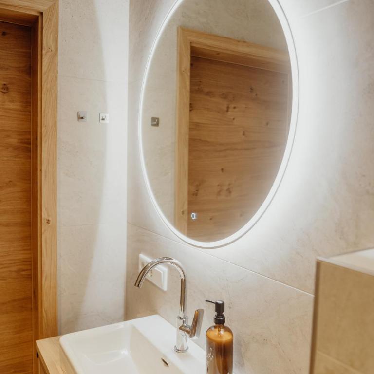 SAM`s hairBERGE Apartments - Studio - 9
