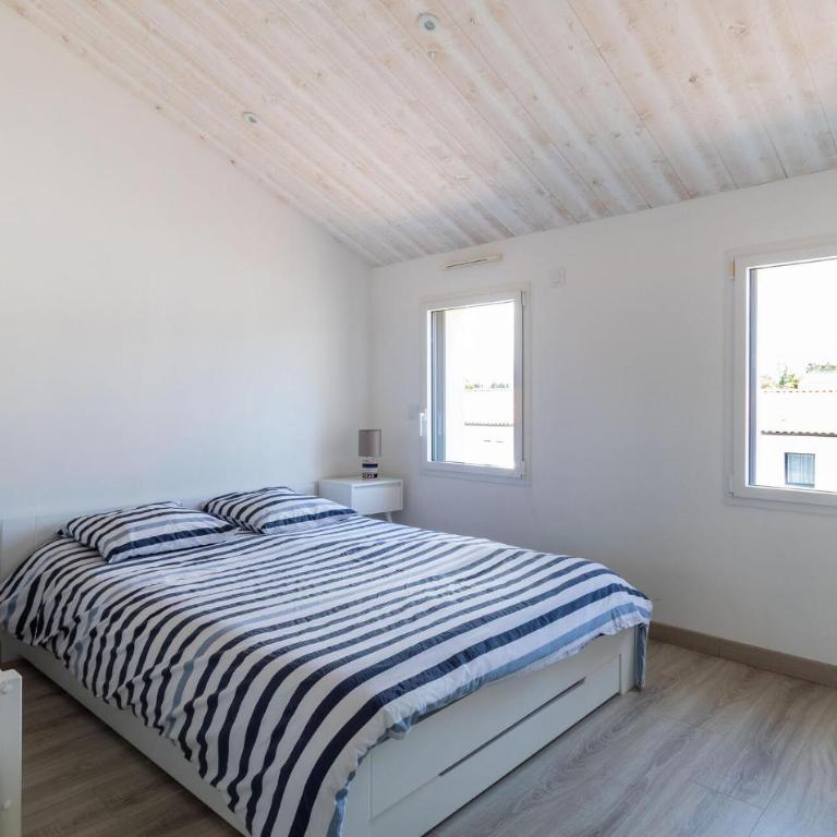Lovely Home In Saint Jean De Monts - Three-Bedroom Vacation Home - 10