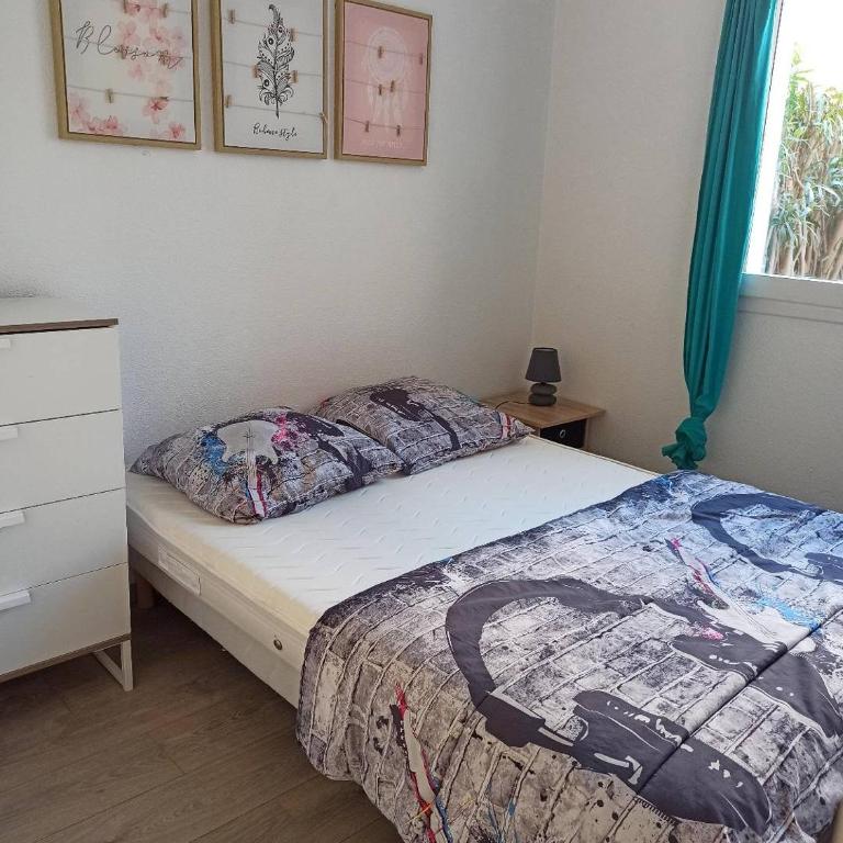 STE83 Le Lagon bleu, le Flore 16 avec jardin privatif tennis piscine pour 4 personnes - Appartement 1 Chambre - 8
