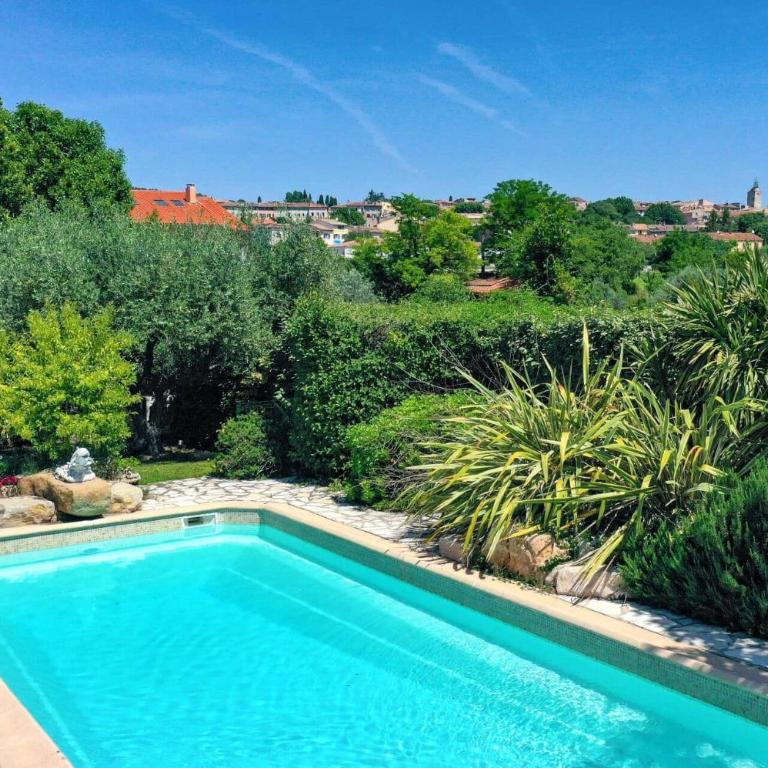 Villa Jas Fontaine by Villa Plus - Villa - 18