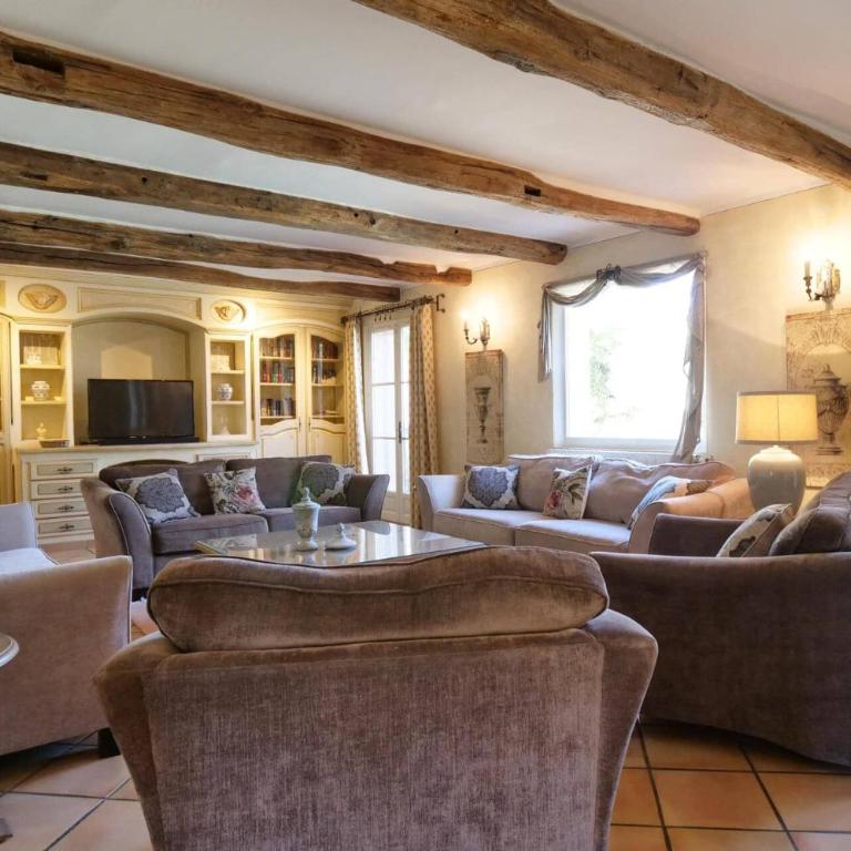 Villa Jas Fontaine by Villa Plus - Villa - 19