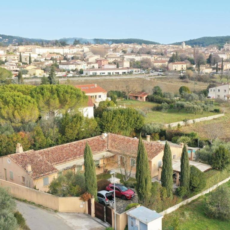 Villa Jas Fontaine by Villa Plus - Villa - 28