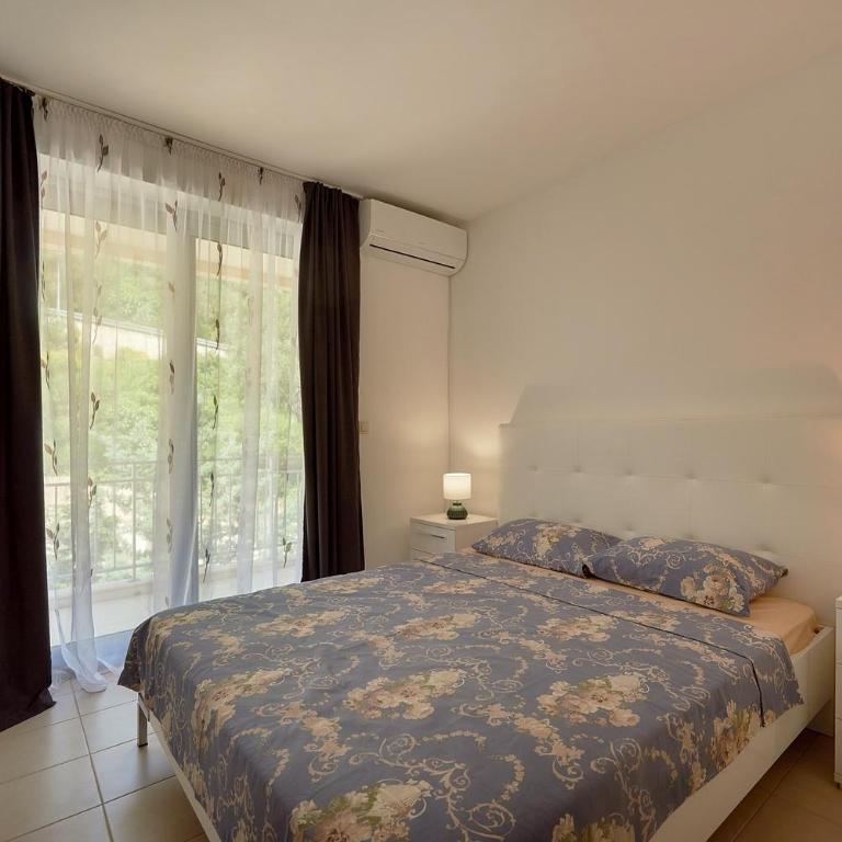 Summer Apartment with pool - Apartment - 17
