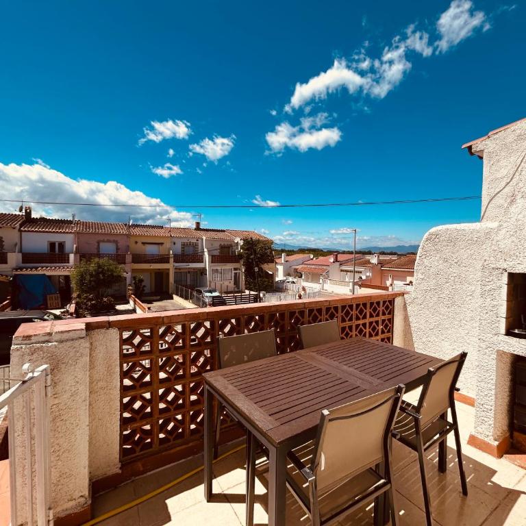 Empuriabrava, T2, terrasse, barbecue - Apartamento de 1 dormitorio - 8