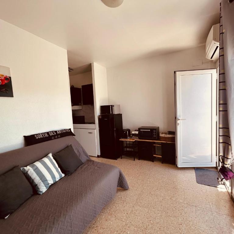 Empuriabrava, T2, terrasse, barbecue - Apartamento de 1 dormitorio - 6