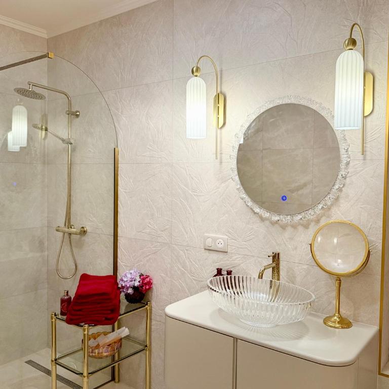 Monaco 2bdr luxury apartment, private garden&pool - Appartement 2 Chambres - Vue sur Mer - 55