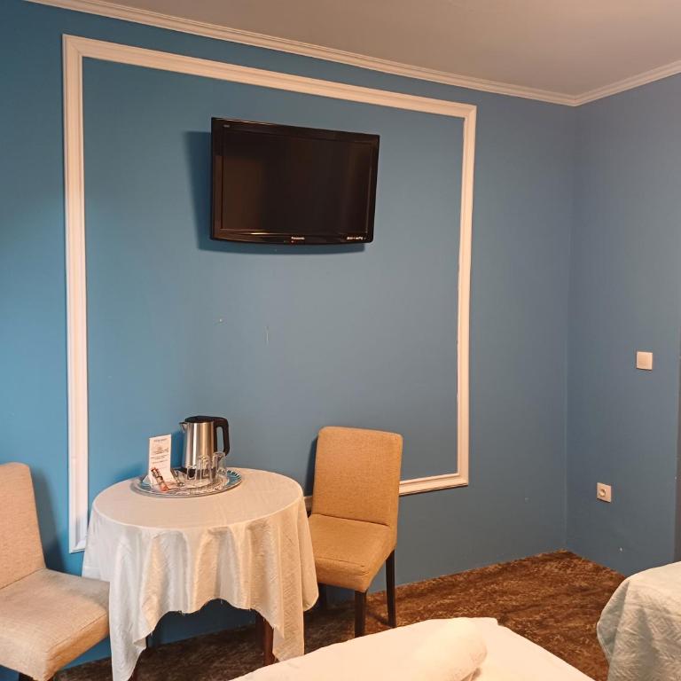 Villa Anri - Standard Twin Room - 4