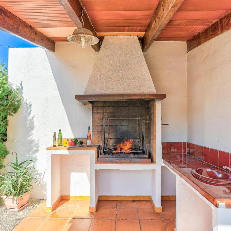 Villa Oliver by Villa Plus - Villa - 12